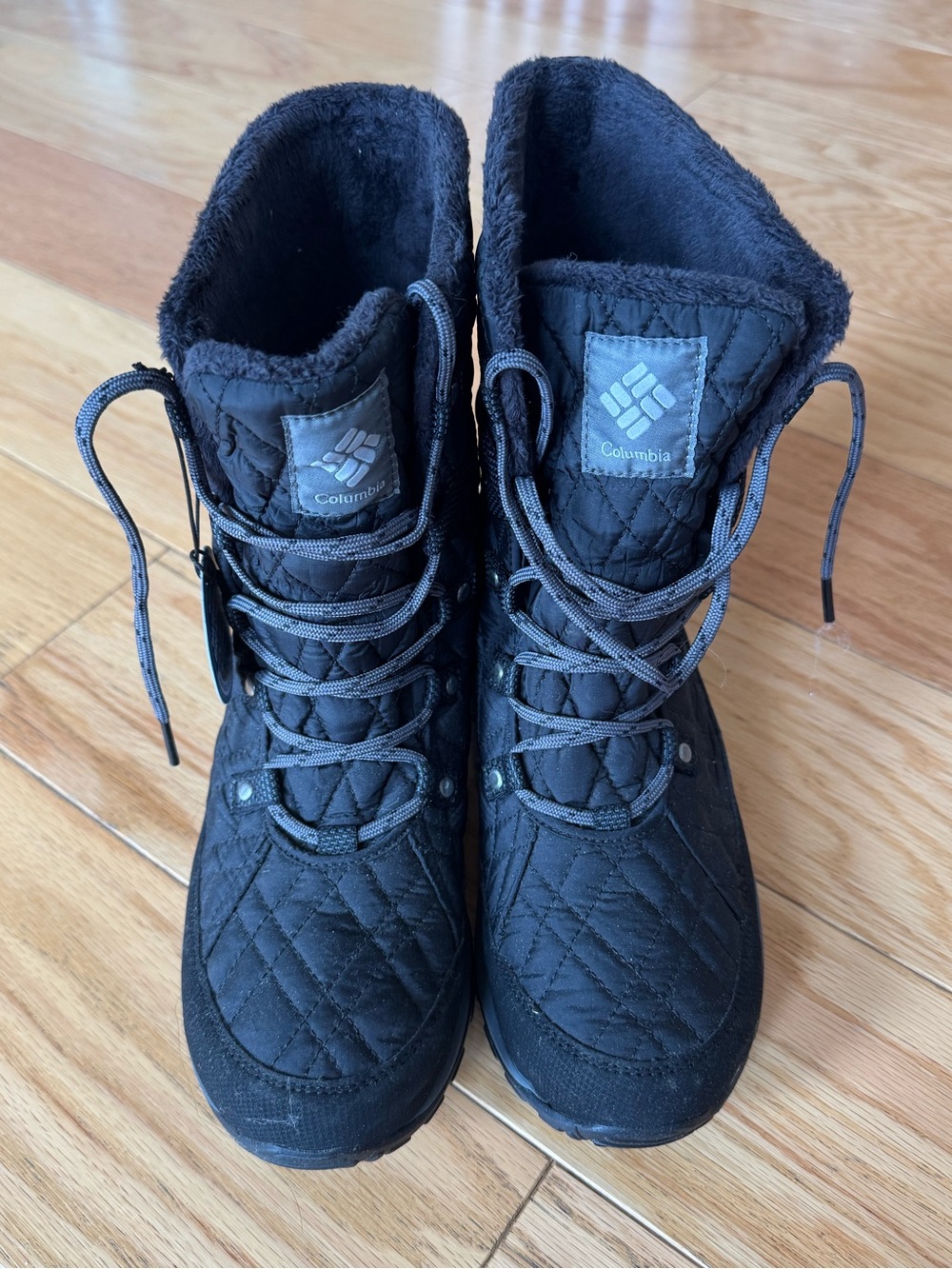 Columbia Women's Black Lace-Up Winter Boots Brand New!